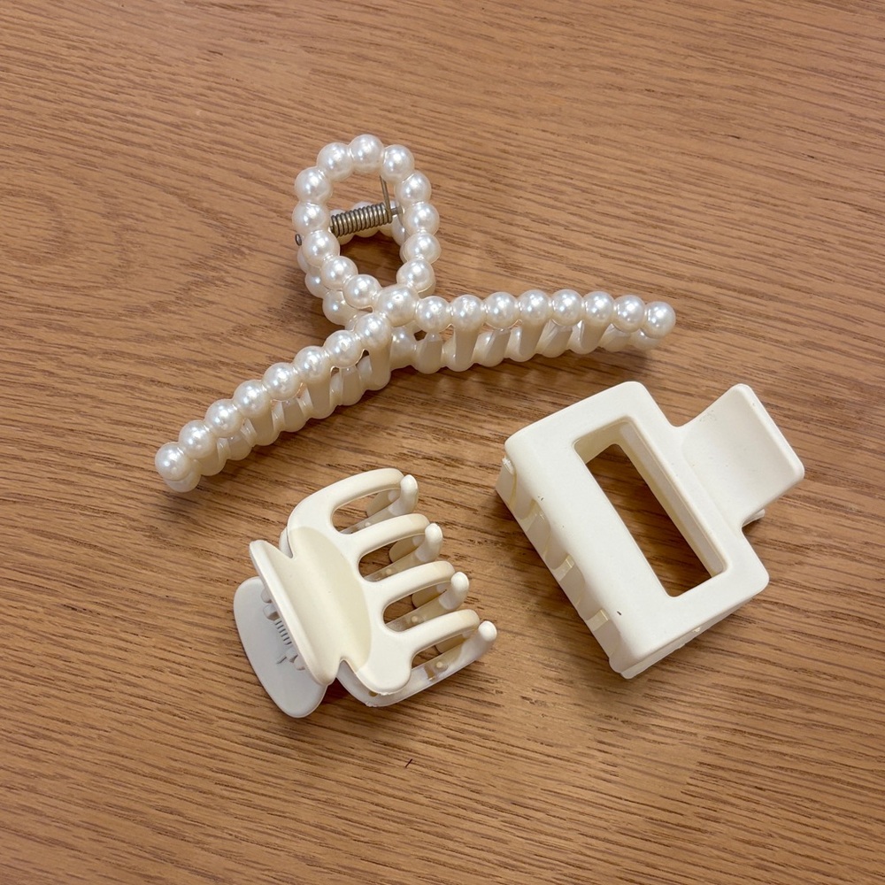 Pearl & Ivory Hair Clip Set - 3 Piece